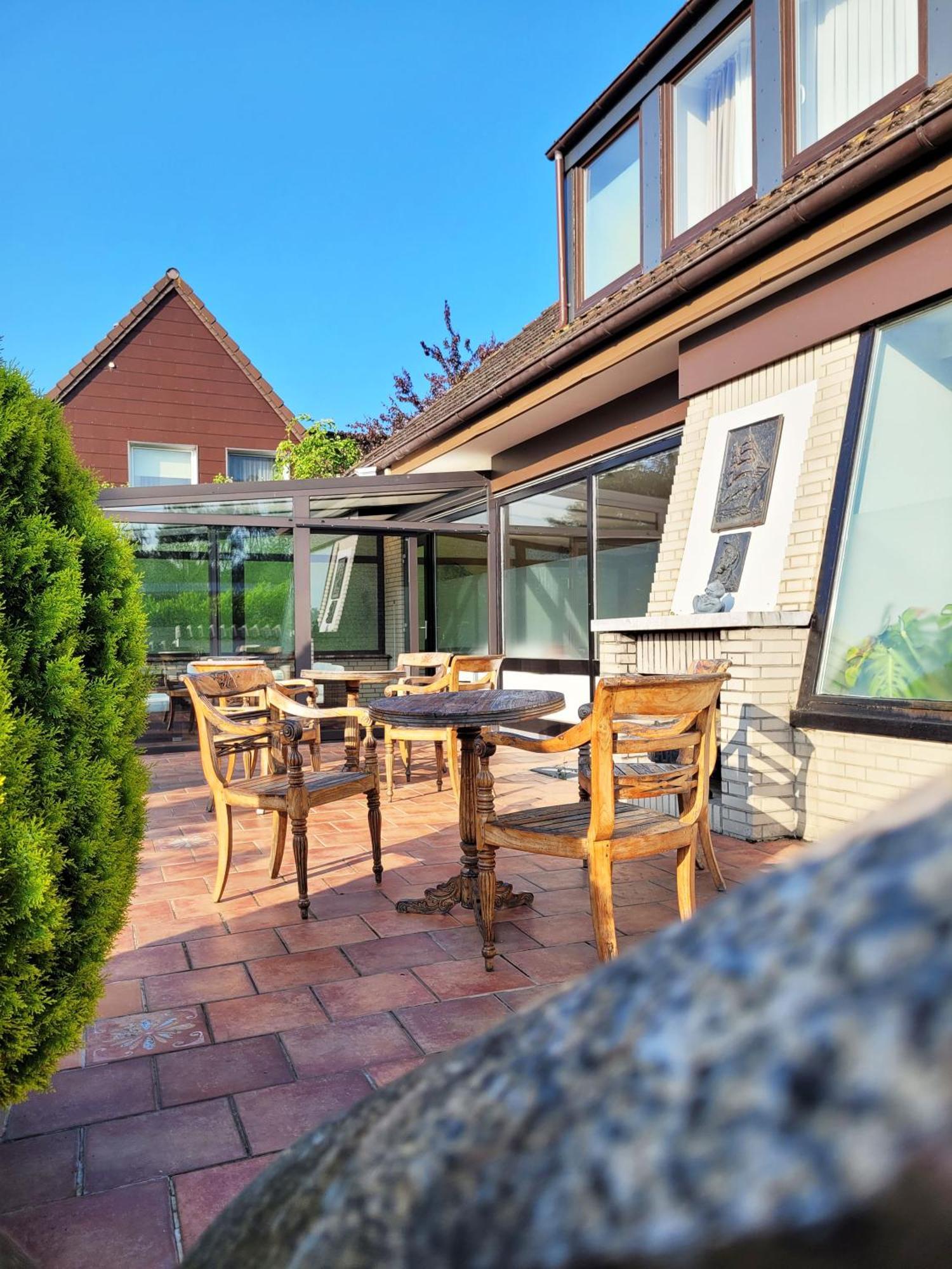 Hochwertige Ferienwohnung In Ruhiger Lage Mit Eigener Terrasse Und Parkplatz, Nur 7 Gehminuten Zum Strand Entfernt - Hoher Schlafkomfort Dank Boxspringbett Scharbeutz Esterno foto