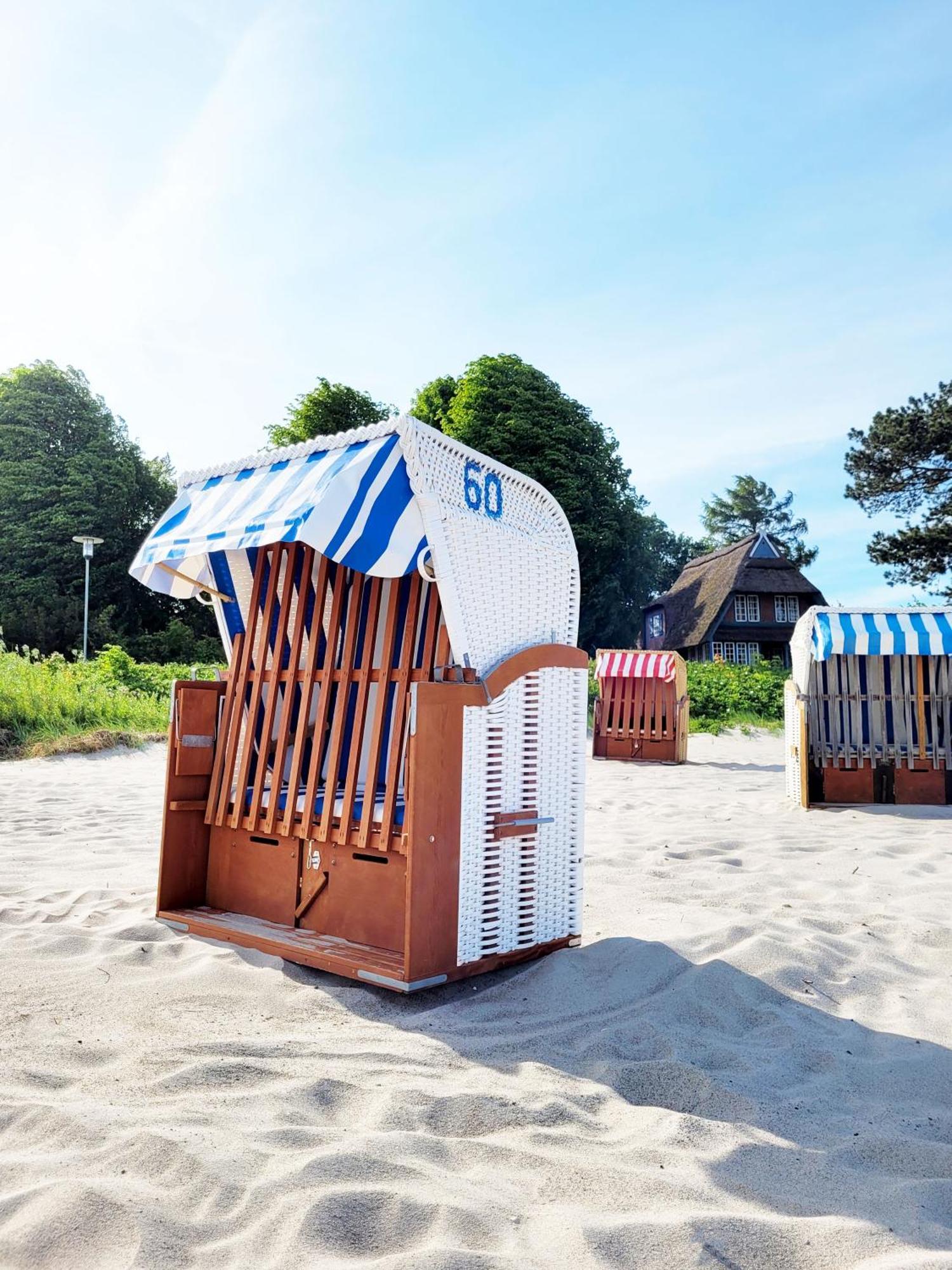 Hochwertige Ferienwohnung In Ruhiger Lage Mit Eigener Terrasse Und Parkplatz, Nur 7 Gehminuten Zum Strand Entfernt - Hoher Schlafkomfort Dank Boxspringbett Scharbeutz Esterno foto